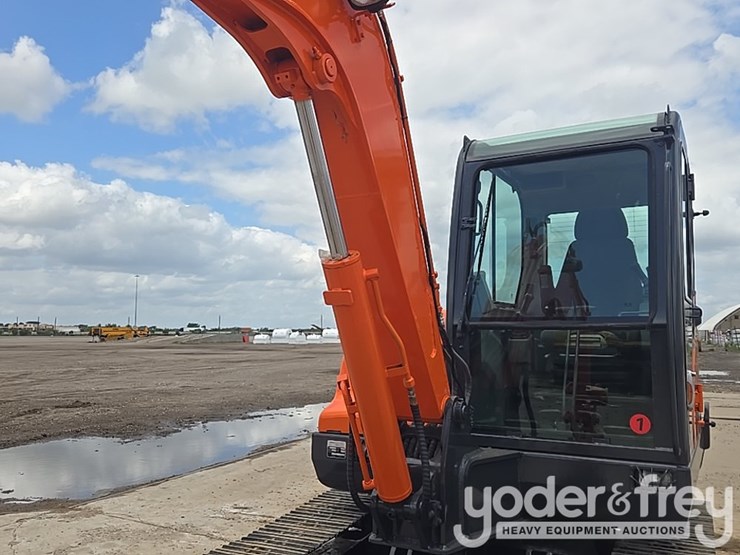 2020-doosan-dx60e-9cn-image-37