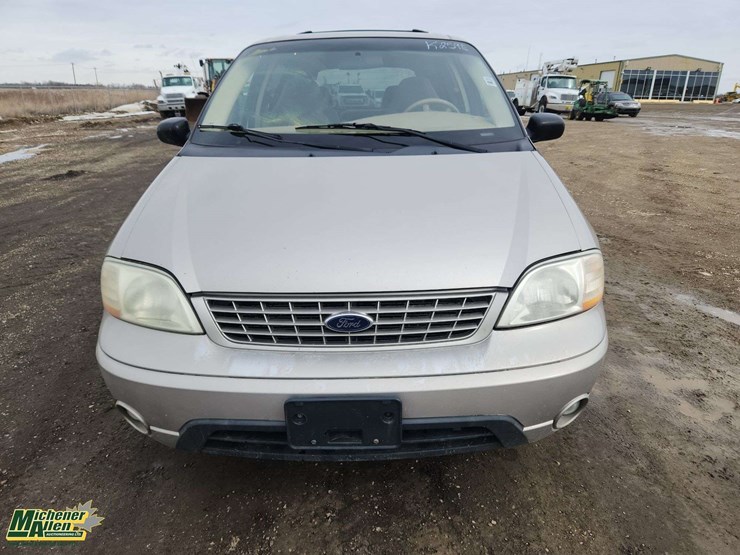 2003-ford-windstar-image-9