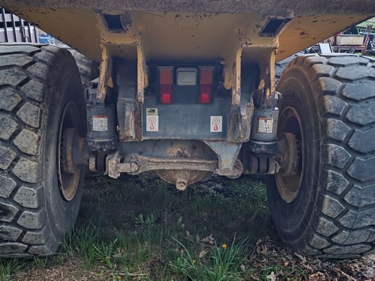 2005-komatsu-hm300-1-image-21