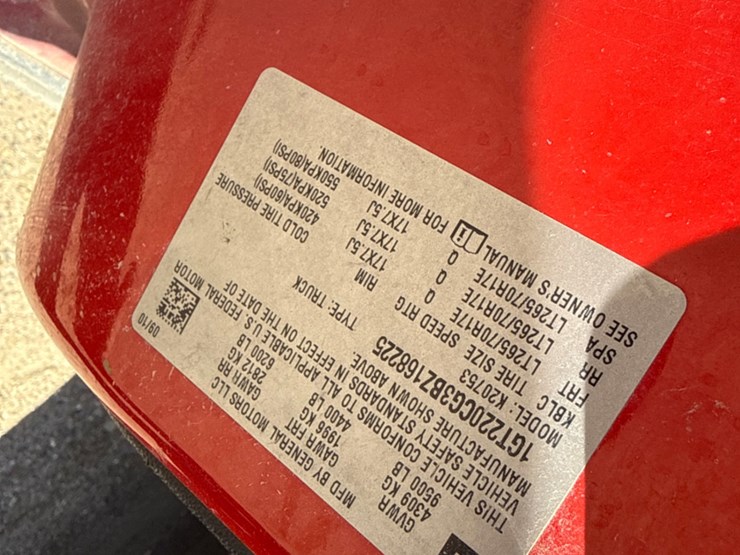 2011-gmc-sierra-2500hd-image-6