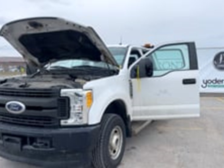 2017-ford-f350-image-9