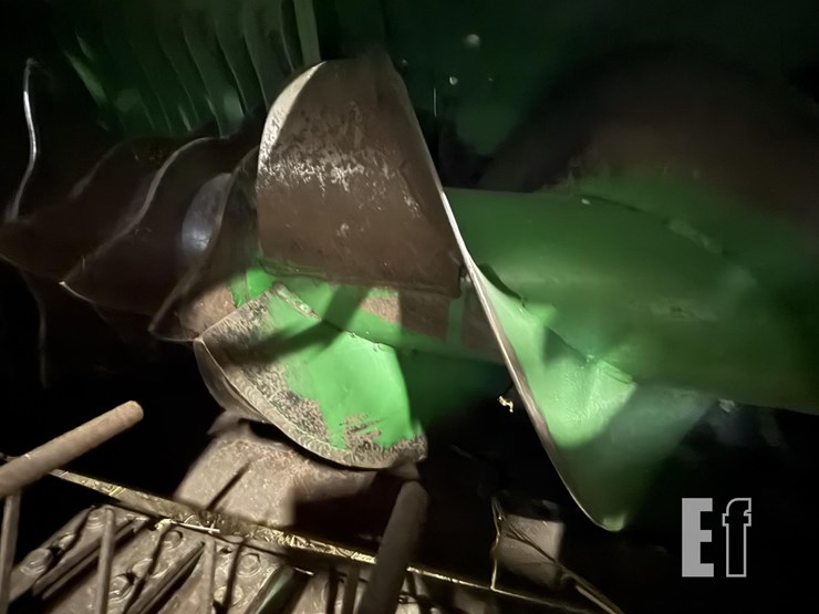 john-deere-l341-image-23