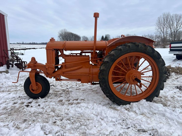 fordson-all-around-image-2