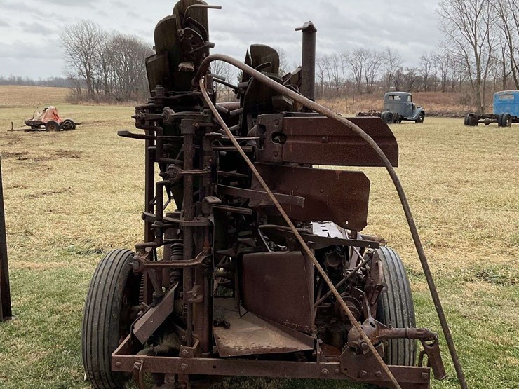 john-deere-binder-image-3