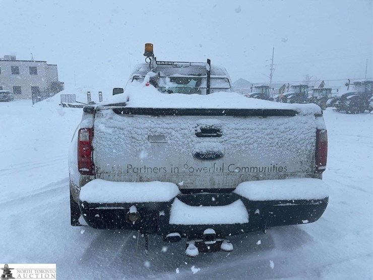 2013-ford-f350-image-4