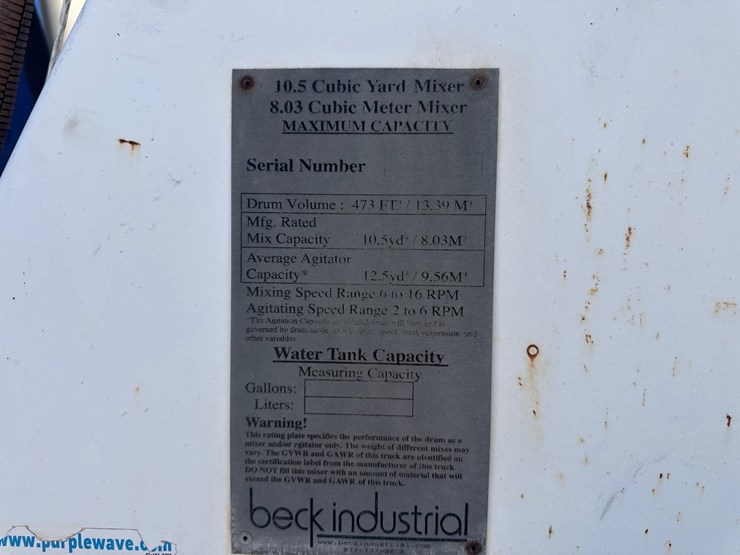 2005-mack-cv713-mixer-truck-image-10