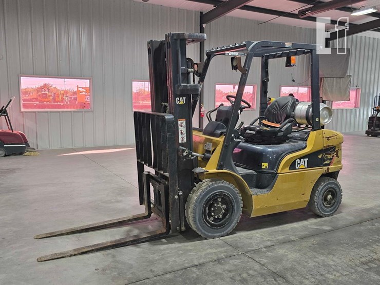 2021-caterpillar-gp25n-image-1