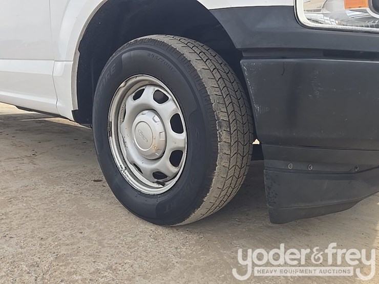 2019-ford-f150-image-16