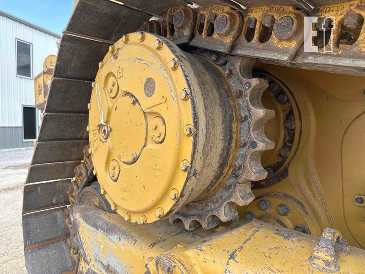 2020-caterpillar-d6-xe-lgp-image-41