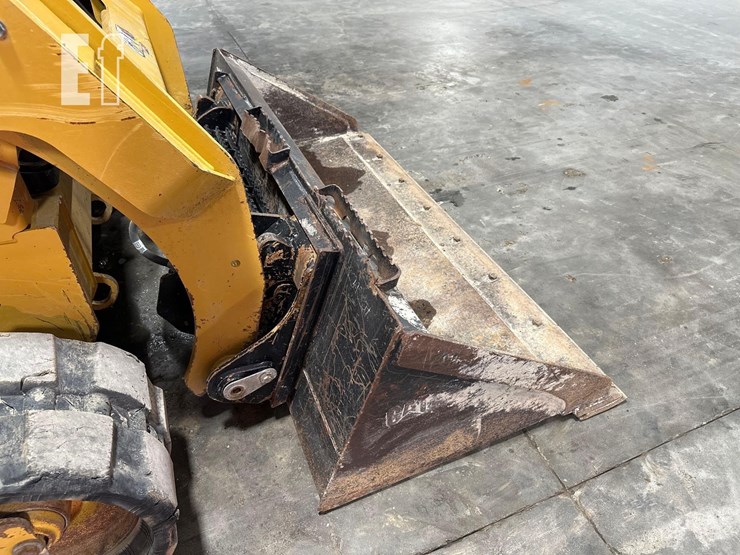 2023-caterpillar-259d3-image-13