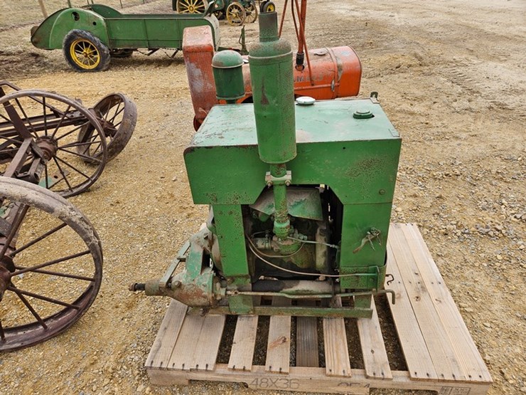 #962-•-john-deere-engine-image-4