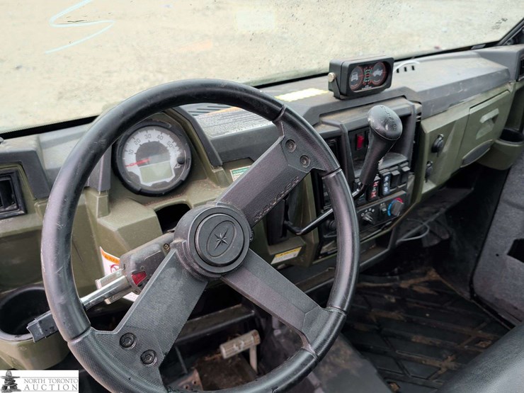 2015-polaris-ranger-image-16