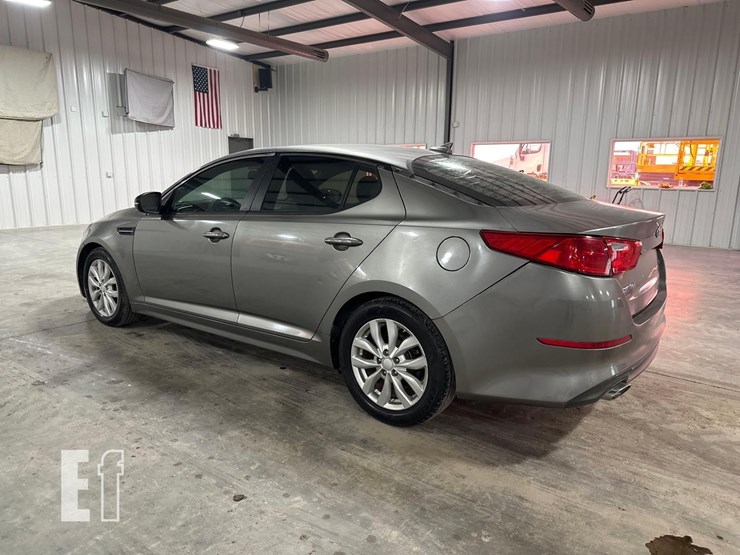 2015-kia-optima-image-4