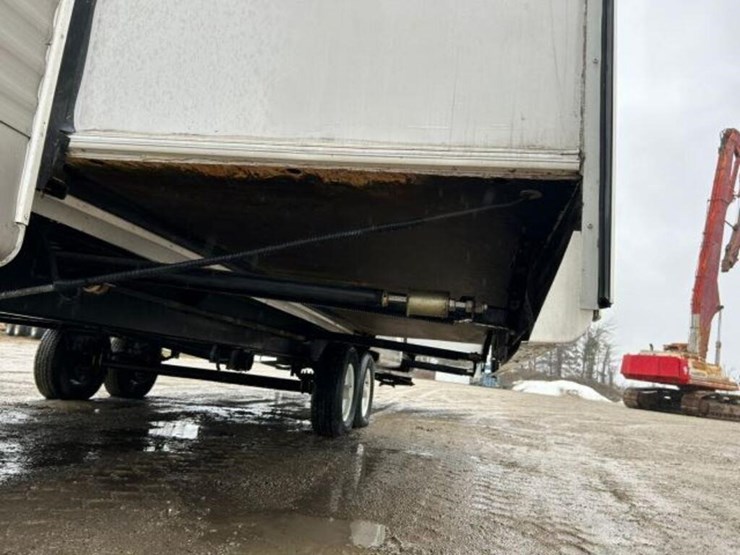 2010-gulf-stream-innsbruck-supreme-lodge-40tbs-t/a-image-31