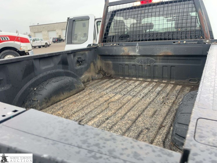 2020-ford-f250-image-22