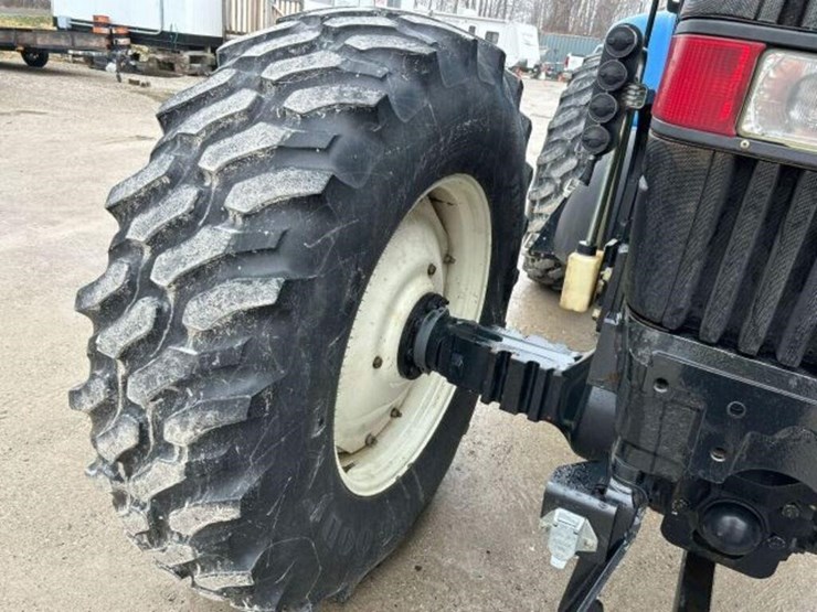 new-holland-tv6070-image-66