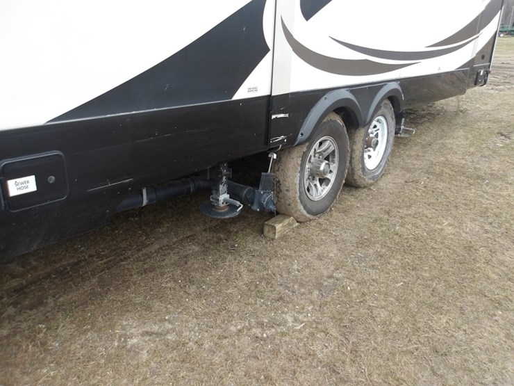 #7364-•-2015-jayco-pinnacle-fifth-wheel-camper-image-4