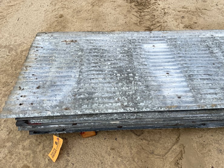 #3976-•-(25)-corrugated-steel-siding-image-9