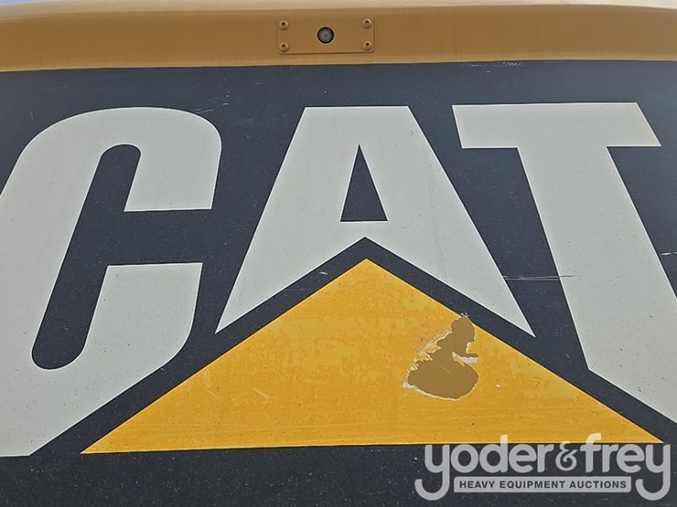2019-caterpillar-336-image-137