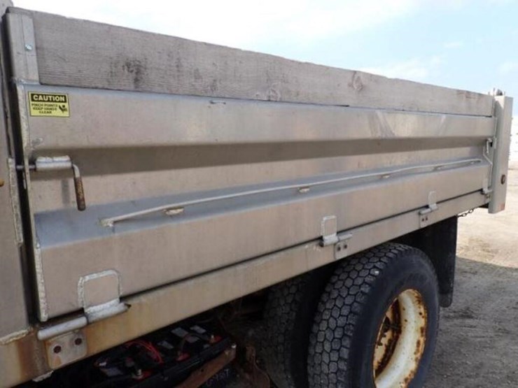 2012-ford-f750-xlt-image-38