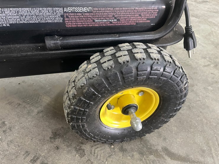 john-deere-135-image-13