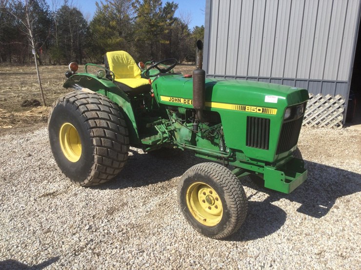 john-deere-850-image-1