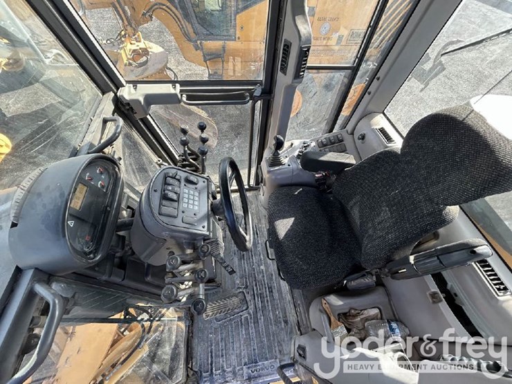 2008-volvo-g940-image-26