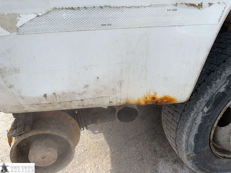 2014-ford-f350-image-31