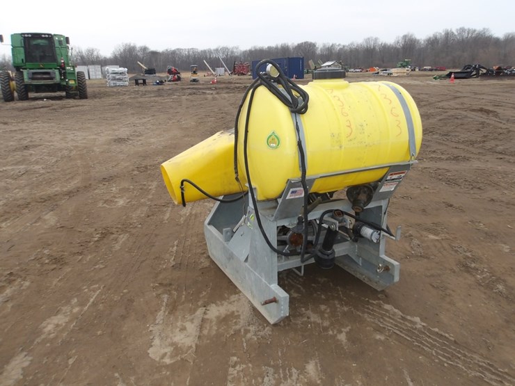 #7363-•-a1-mist-sprayer-\ufffd-pto-driven-orchard-/-vineyard-image-3