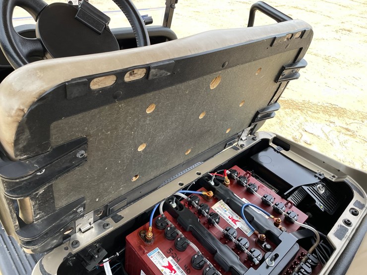 #606-•-ez-go-rxv-30-electric-golf-cart-image-19