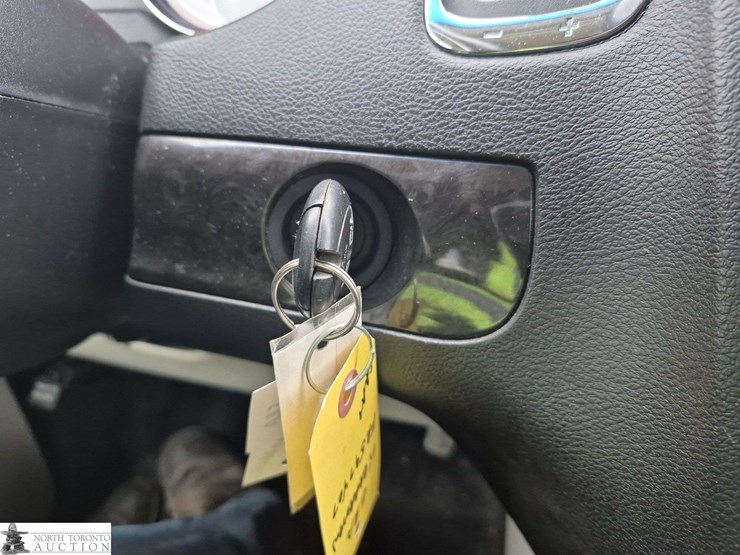 2015-dodge-grand-caravan-sxt-image-14