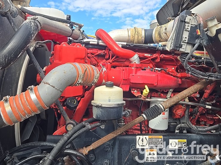 2014-kenworth-t800-image-88