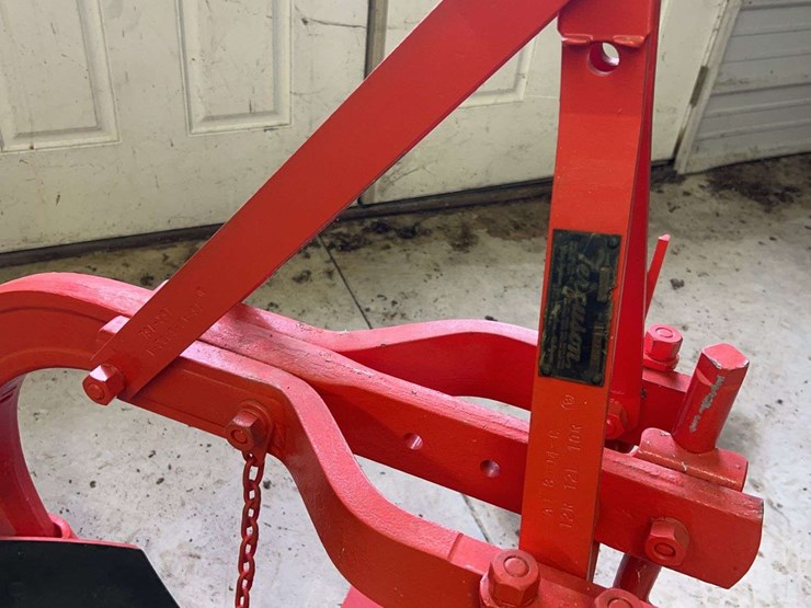 one-bottom-ferguson-plow-image-12