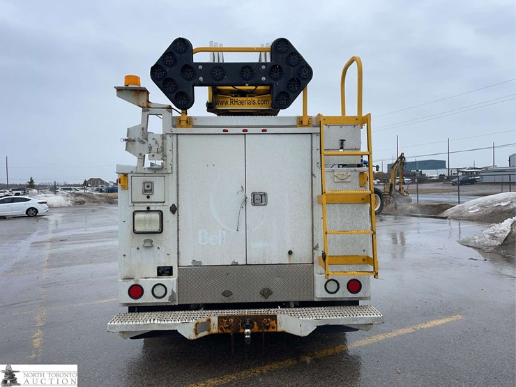 2013-ford-f450-image-6