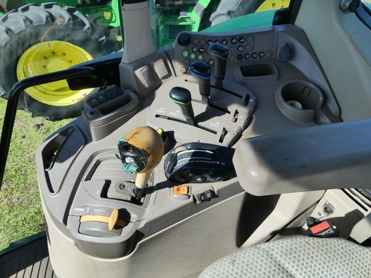 2020-john-deere-6120m-image-12