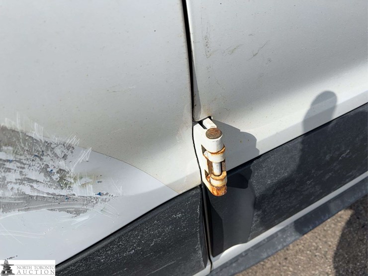 2016-ford-transit-image-25