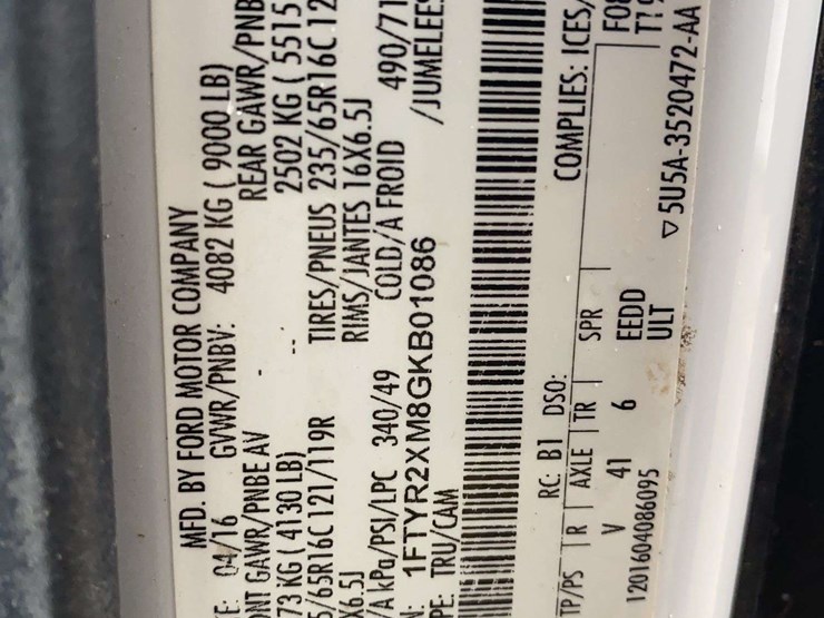 2016-ford-transit-image-16