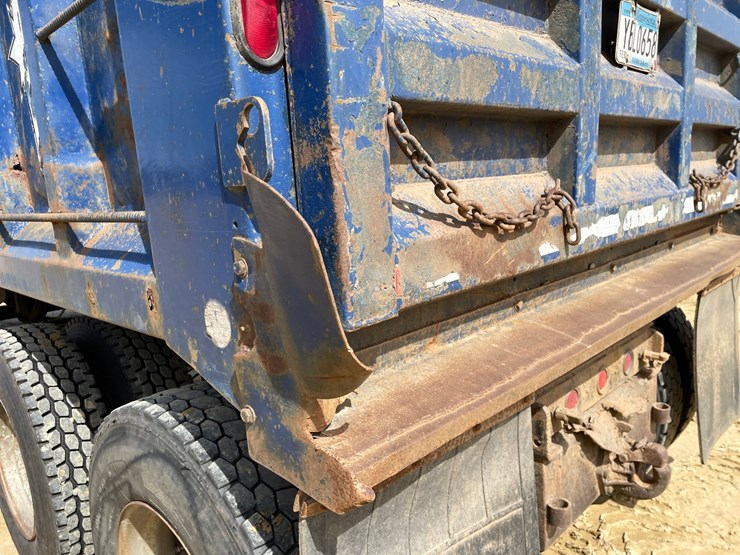 #401-•-1991-mack-rb688s-dump-truck-(has-mn-title)-image-28