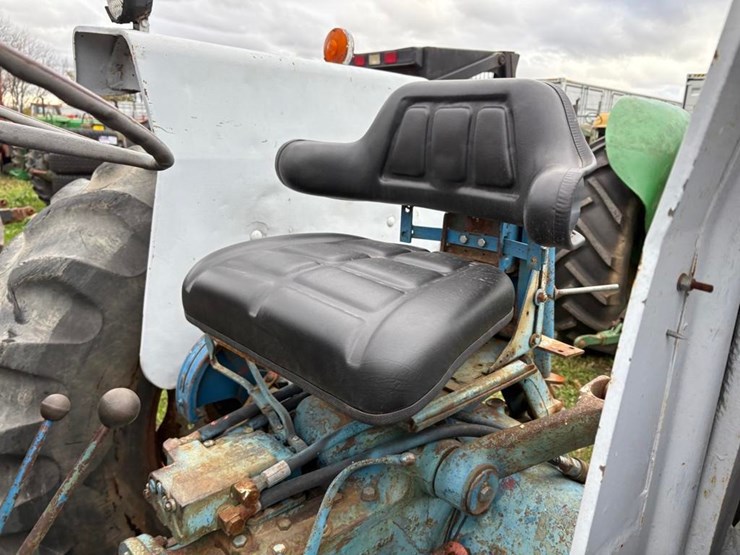 ford-4600-image-16