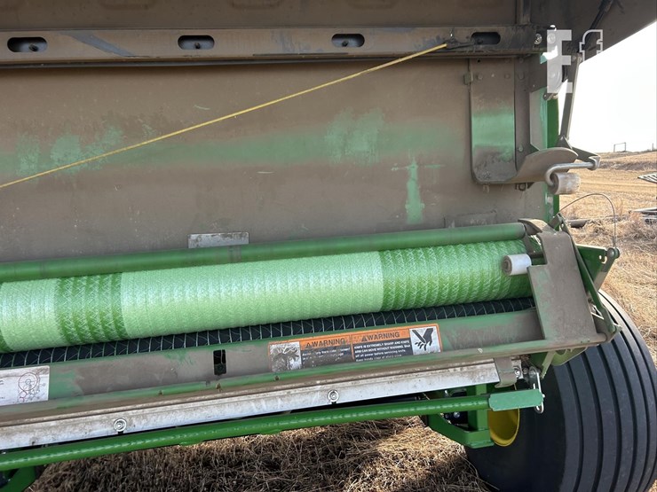 2019-john-deere-560m-image-27