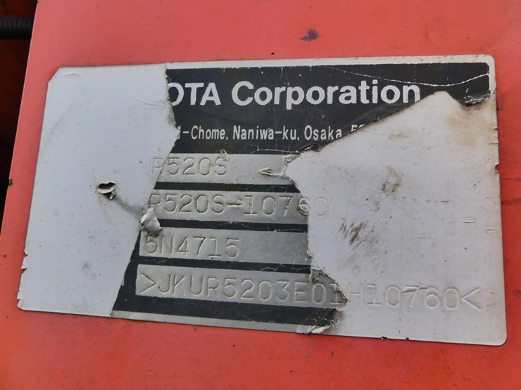 2012-kubota-r520s-image-14