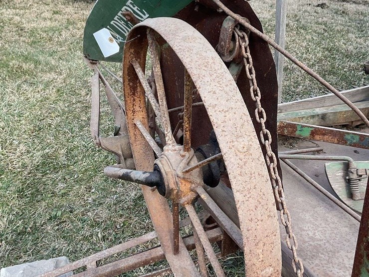 john-deere-8-image-14