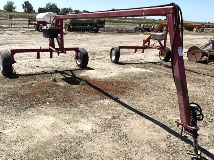 new-holland-252-image-1