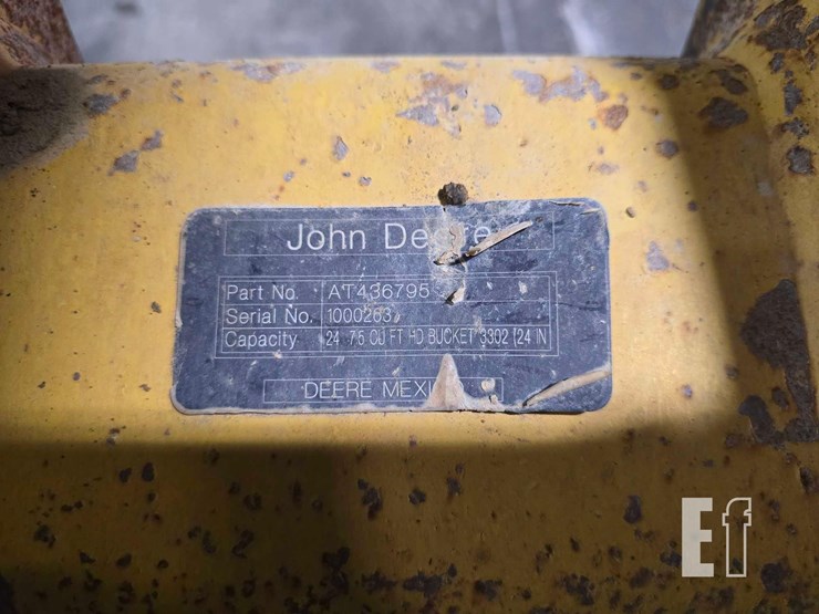 2023-deere-320-p-tier-image-18