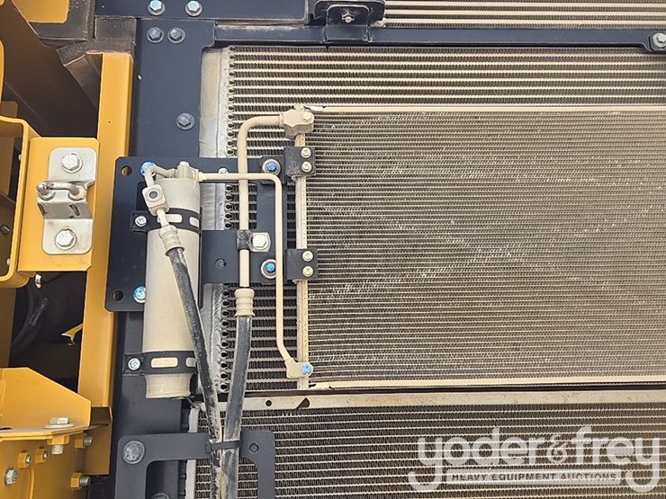 2019-caterpillar-336-image-59