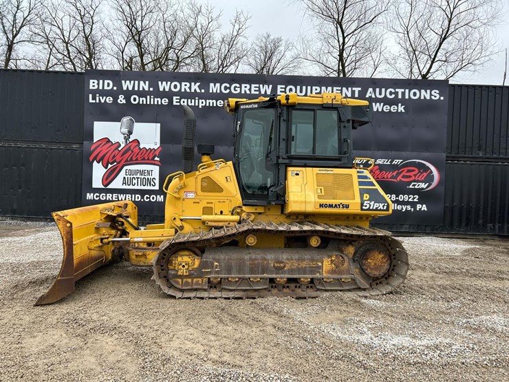 2017-komatsu-d51pxi-24-image-1
