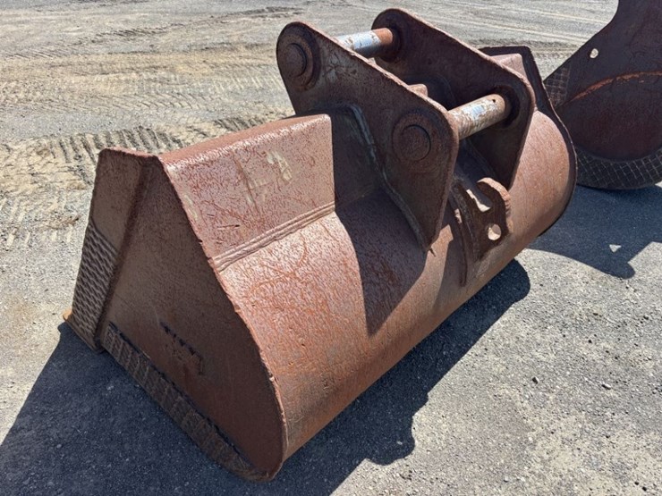 hitachi-ex270-lc-5-image-2