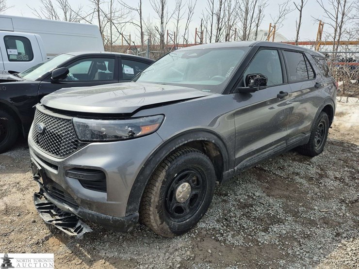 2025-ford-explorer-image-1