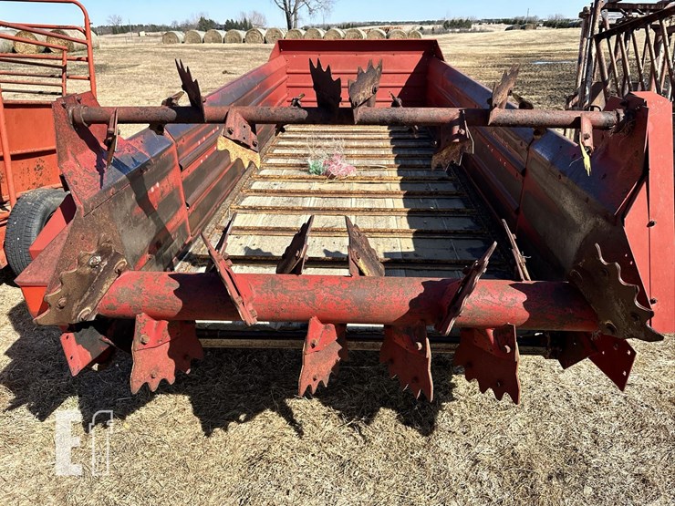 new-holland-791-image-16