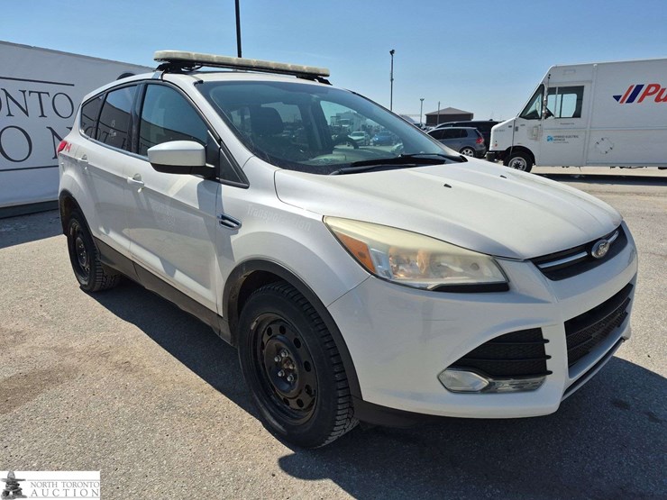 2013-ford-escape-image-3